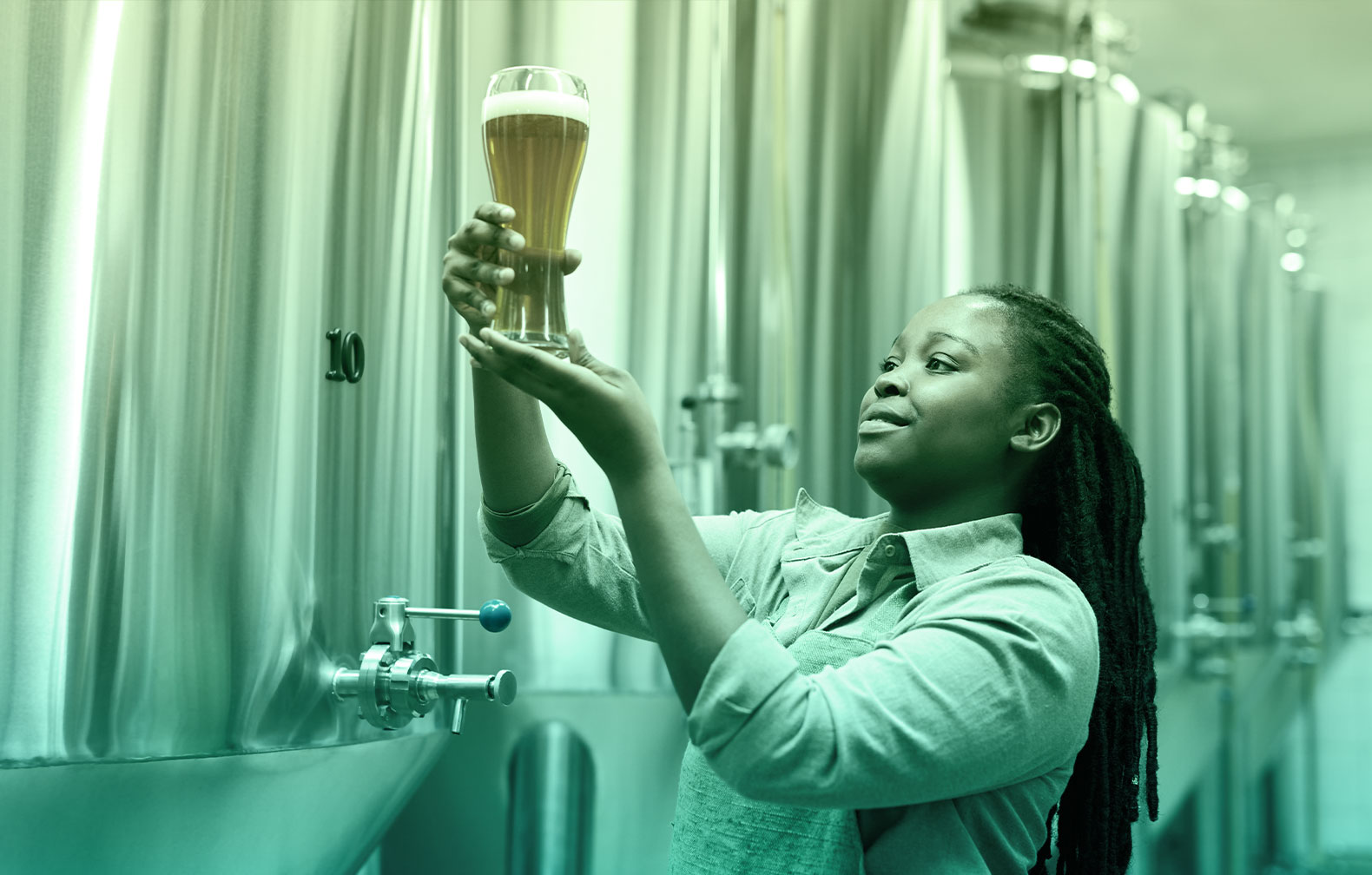 2_3-cmmshere_alimentosybebidas_imagen