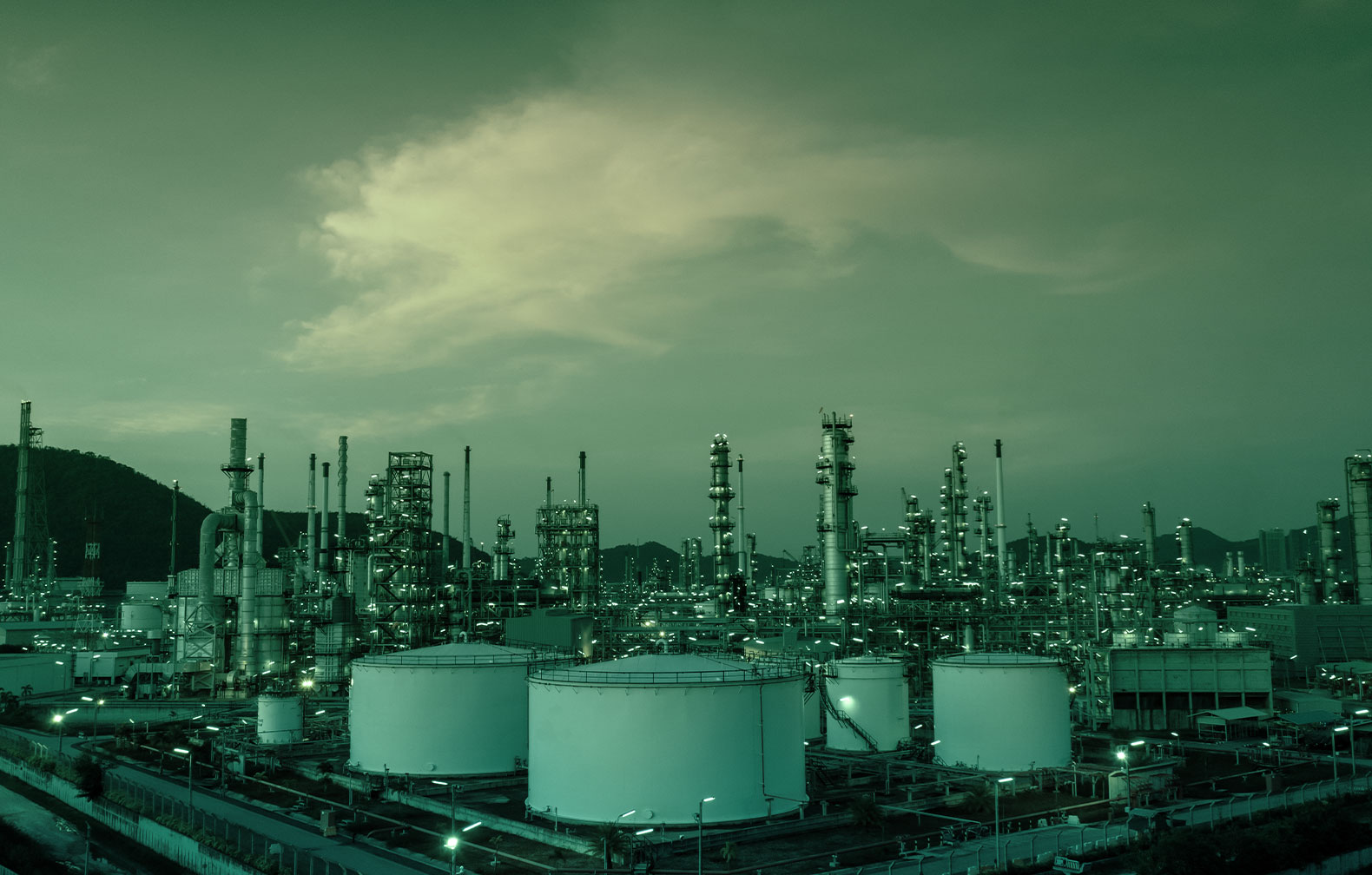 2_3-cmmshere_mineria-y-petroleo_imagen